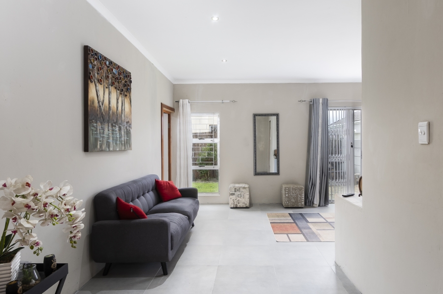 3 Bedroom Property for Sale in Broadlands Village Western Cape